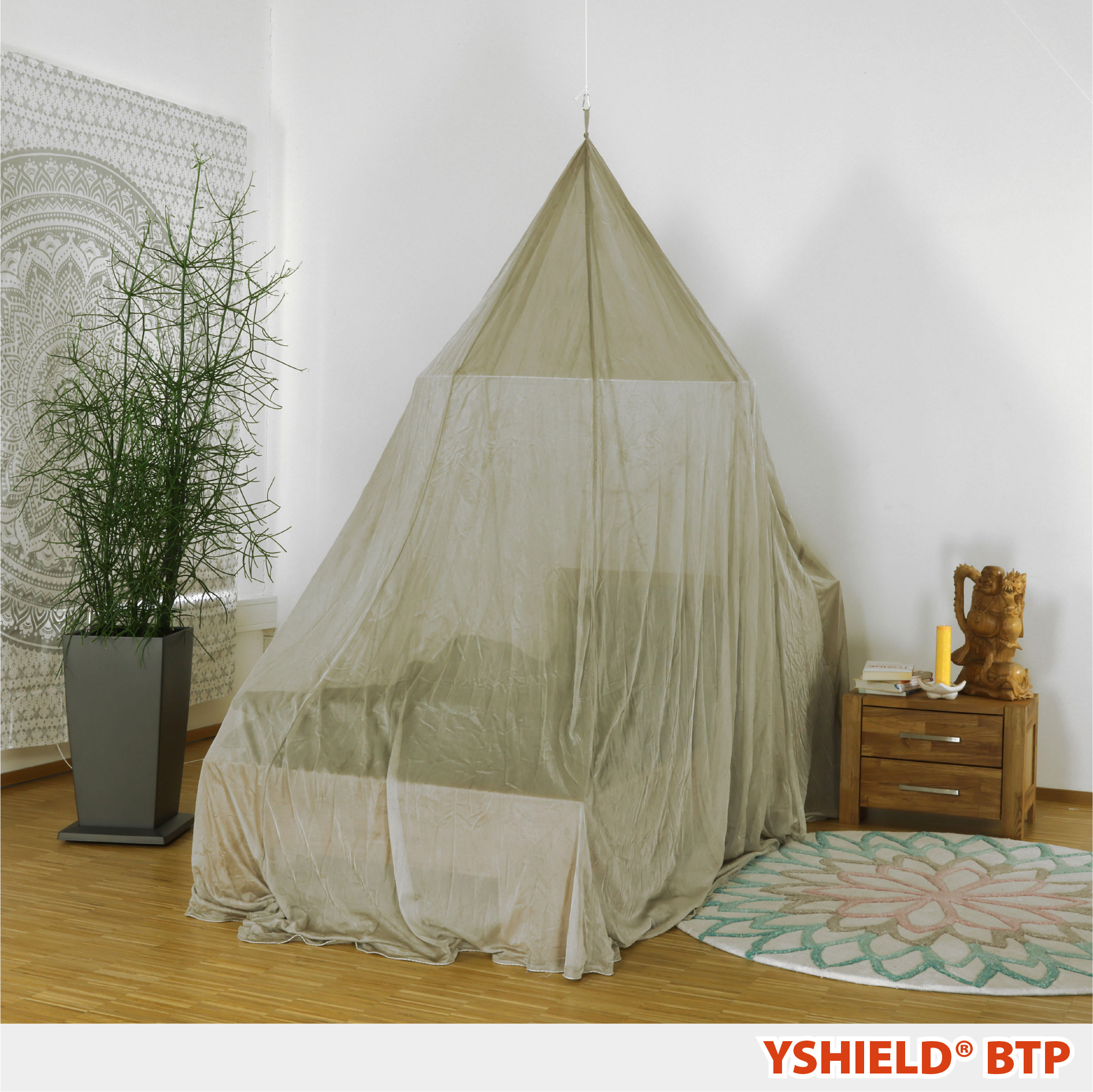 YSHIELD® BTP | Abschirmbaldachin | Pyramide | SILVER-TULLE – Bild 1